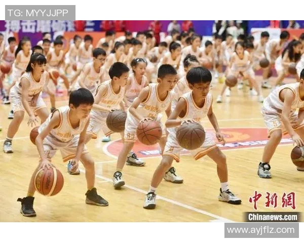 成都篮球队的速度之美:探索快速进攻与团队配合的完美结合 成都篮球队的速度之美:探索快速进攻与团队配合的完美结合